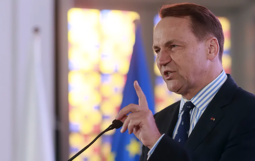 Сікорський назвав нетиповою тактику США щодо досягнення миру в Україні