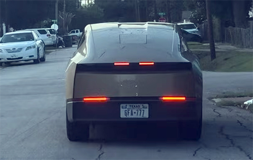 Інтернет на швидкості: безпілотне таксі Tesla помітили на дорогах із антеною Starlink. ВІДЕО Інтернет на швидкості: безпілотне таксі Tesla помітили на дорогах із антеною Starlink. ВІДЕО