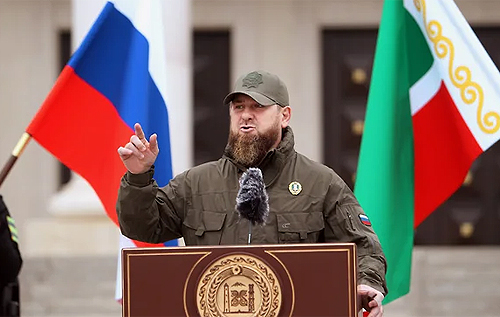 Кадиров сам собі вручив медаль героя Чечні