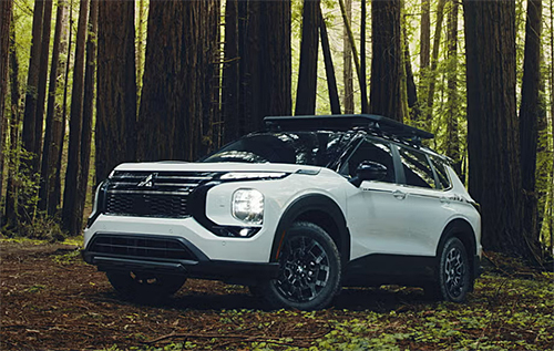 Mitsubishi готує новий повноцінний позашляховик Outlander