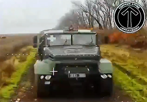 Росіяни атакують практично весь транспорт, що прямує в Покровськ, – волонтер. ВІДЕО