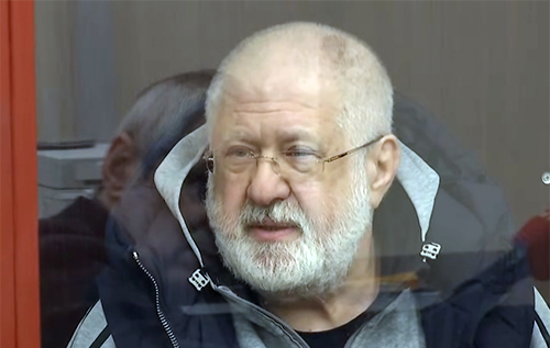 Коломойський у суді заявив, що затриманий у спробі замаху на Міндіча отримав зброю в українському посольстві