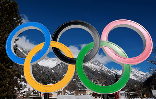 Через зростання цін перед Олімпіадою-2026 в Італії школяра вигнали з автобуса: він шість кілометрів ішов пішки під час снігопаду Через зростання цін перед Олімпіадою-2026 в Італії школяра вигнали з автобуса: він шість кілометрів ішов пішки під час снігопаду