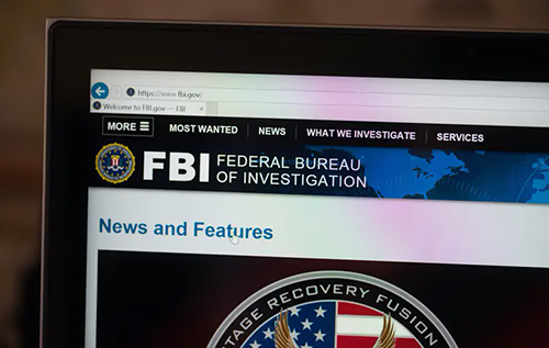 ФБР звільнило агентів, які працювали над розслідуванням щодо Трампа у справі про секретні документи, — AP