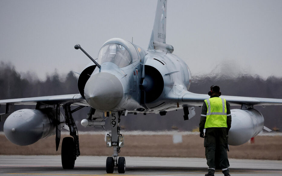 Франція пропонує Греції передати Україні всі свої Mirage 2000 в обмін на знижку для закупівлі Rafale