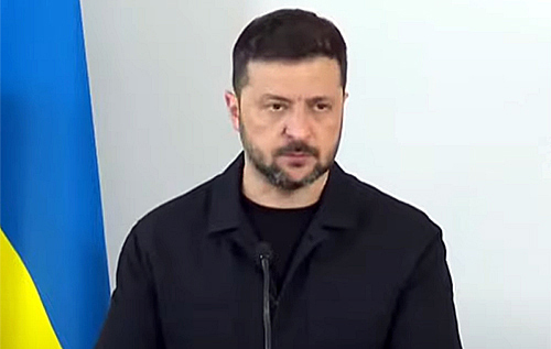 Зеленський: "Якщо Путін не хоче закінчувати цю війну, ми тихенько сидіти не будемо. Будемо відповідати"