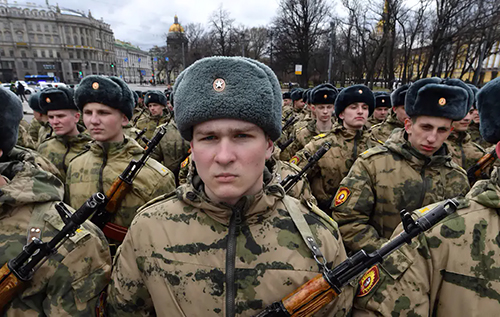 Посилюють західний кордон: екперт розповів, чи справді Кремль готується до війни з Європою