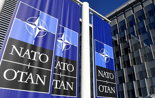 У НАТО вважають, що поки триває війна в Україні, Росія не в змозі відкрити ще один фронт У НАТО вважають, що поки триває війна в Україні, Росія не в змозі відкрити ще один фронт