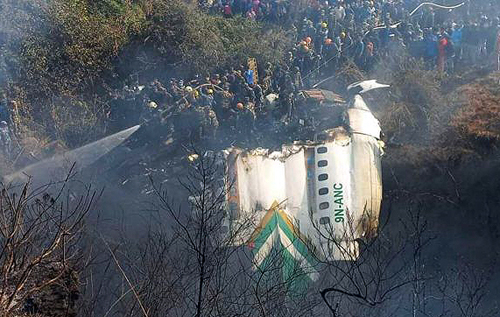 У Непалі розбився пасажирський літак: на борту було 72 особи. ФОТО. ВІДЕО