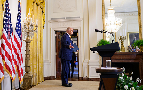 Трамп дозволить українським біженцям залишитися у США до кінця війни