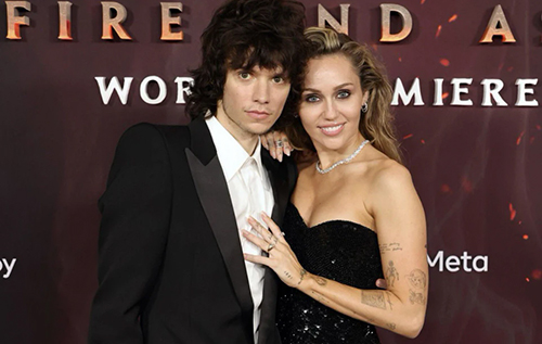 Майлі Сайрус оголосила про заручини з музикантом Максом Морандо