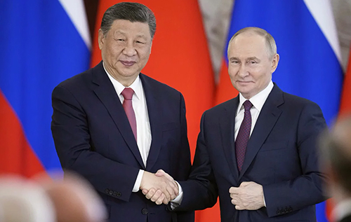 Путін та Сі Цзіньпін зідзвонилися на тлі переговорів в Абу-Дабі