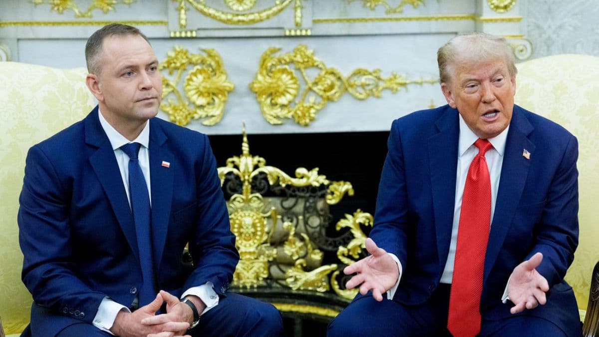 Сікорський натякнув, що Навроцький міг би вплинути на Трампа у питанні Patriot для України Сікорський натякнув, що Навроцький міг би вплинути на Трампа у питанні Patriot для України