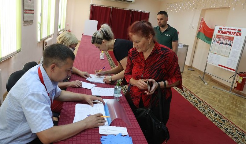 В Беларуси стартовало досрочное голосование на выборах Президента