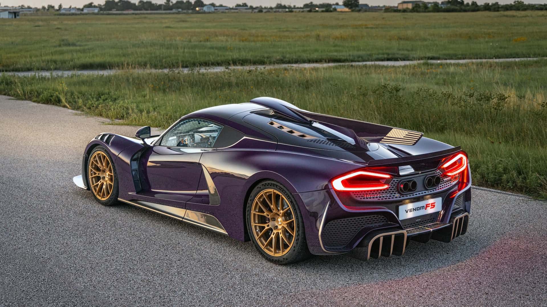 Ательє Hennessey презентувало оновлений гіперкар Venom. ФОТО Ательє Hennessey презентувало оновлений гіперкар Venom. ФОТО