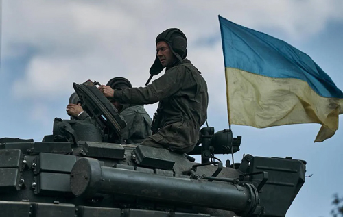 "Іншого виходу зараз, ніж повна, переконлива, демонстративна перемога України над Росією, для Заходу нема", – Піонтковський