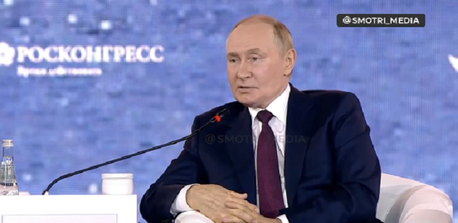 Путін заявив, що "не бачить сенсу" у зустрічі із Зеленським: домовитися неможливо