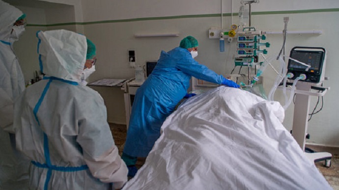 За минулу добу в Україні зафіксовано 5 334 нових випадки коронавірусної хвороби COVID-19