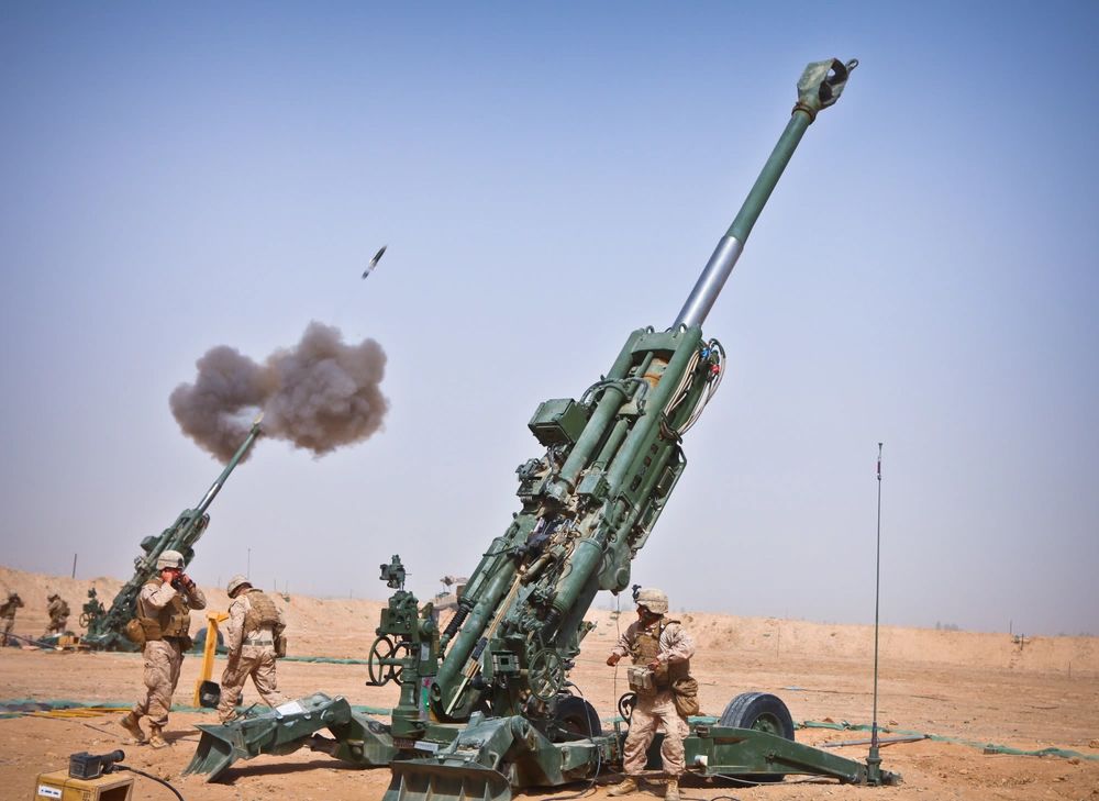 США відправили Україні надточні артилерійські снаряди Excalibur — Bloomberg