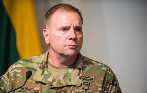 Екскомандувач військами США в Європі дав Україні кілька порад щодо протидії РФ