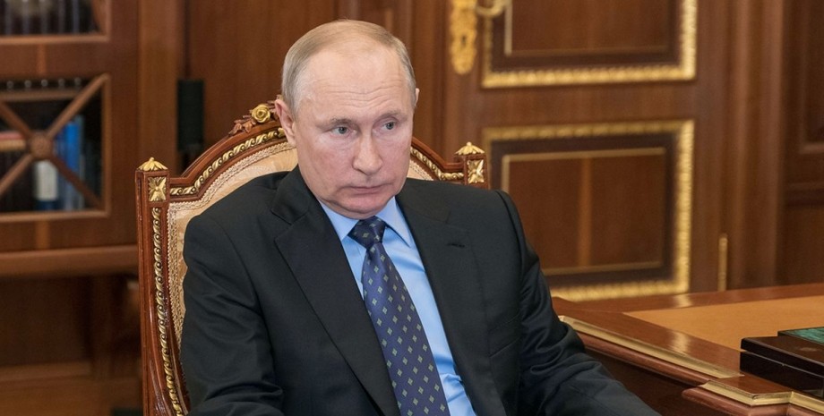 Британська розвідка назвала мету зрежисованих зустрічей Путіна з генералами