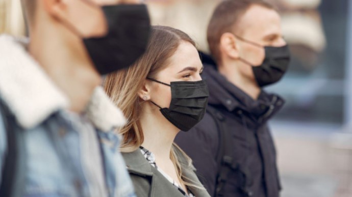 ВР приняла закон о штрафах за отсутствие маски: сколько придется заплатить нарушителям? 