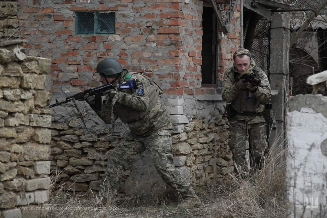 Українські десантники звільнили Золотий Колодязь і Петрівку на Донеччині. ВІДЕО