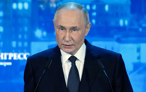 Рішення Путіна відправити до Стамбула Мединського свідчить про його прагнення вести переговори в дусі 2022 року, – The Guardian