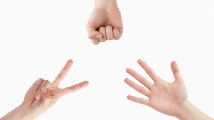 Вчені розкрили трюк, який допоможе виграти у грі "камінь, ножиці, папір"
