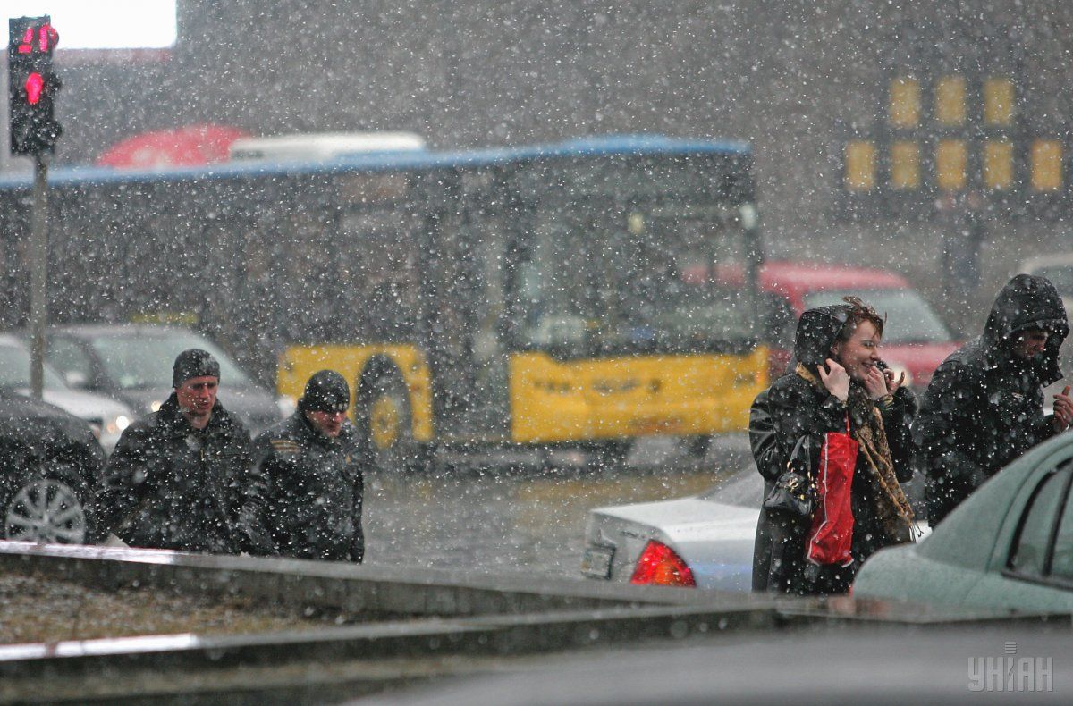 Київ погода сніг дорога