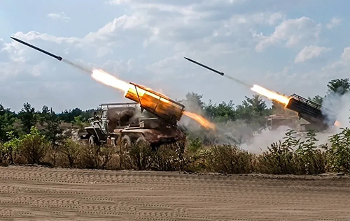 Війська РФ хочуть оточити ЗСУ в Покровську та Мирнограді: в ISW оцінили ризики Війська РФ хочуть оточити ЗСУ в Покровську та Мирнограді: в ISW оцінили ризики