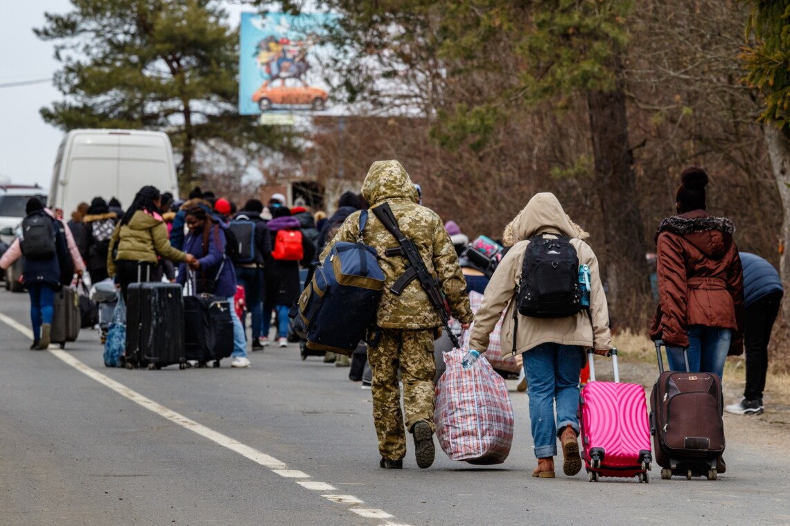 Східна Європа готується до нової хвилі українських біженців взимку – Reuters
