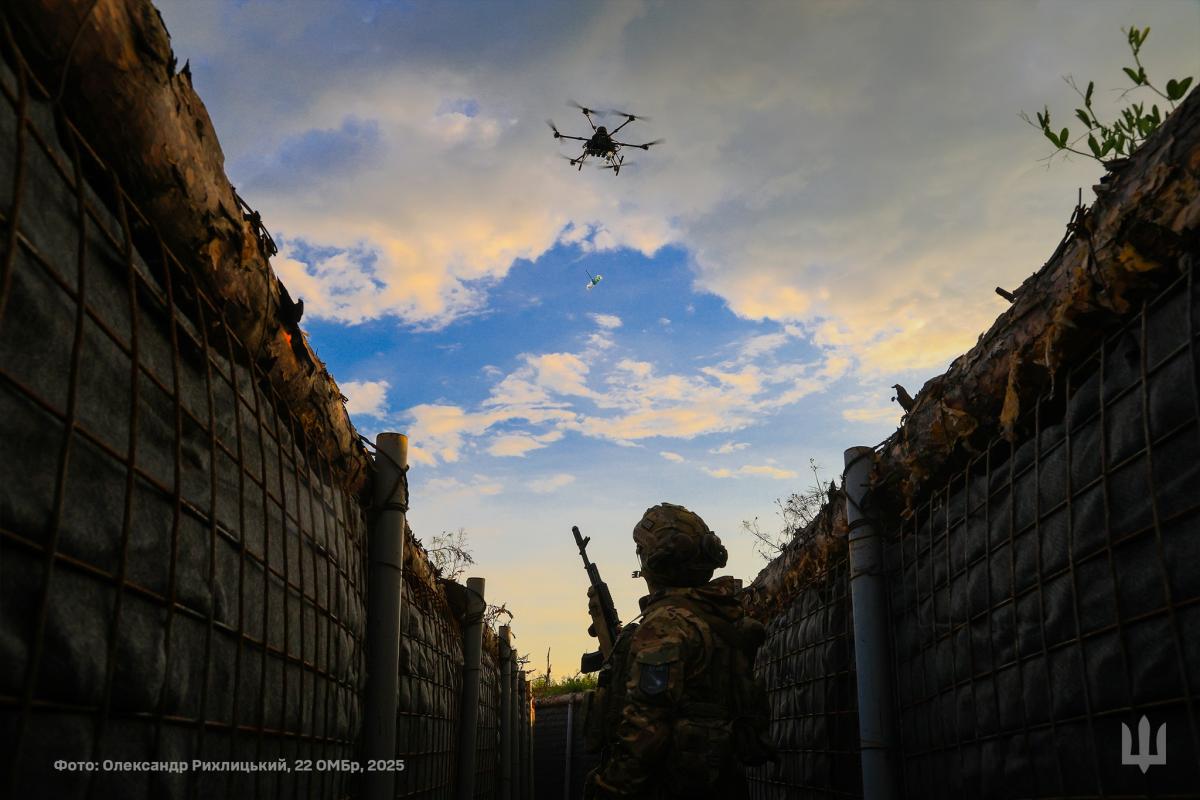 "Створена величезна сіра зона": на Костянтинівському напрямку ворог починає використовувати бомбери, — військовий "Створена величезна сіра зона": на Костянтинівському напрямку ворог починає використовувати бомбери, — військовий