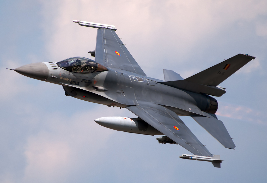 Бельгія передає Україні сім винищувачів F-16 й готується передати усі, які має Бельгія передає Україні сім винищувачів F-16 й готується передати усі, які має