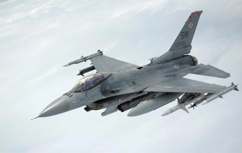 Які переваги надають F-16 і за скільки їх опанують українці: відповідь бойового пілота Karaya. ВІДЕО