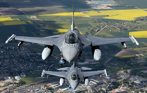 Чи здатні кілька F-16 вплинути на війну: експерт навів показовий приклад