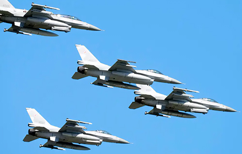 Україна не зможе використовувати отримані літаки F-16 так, як хоче, – Business Insider