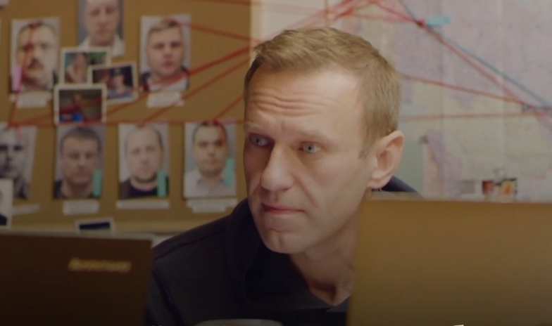 "Путин не выпустит из своих лап": политолог рассказал, что будет с Навальным после задержания   