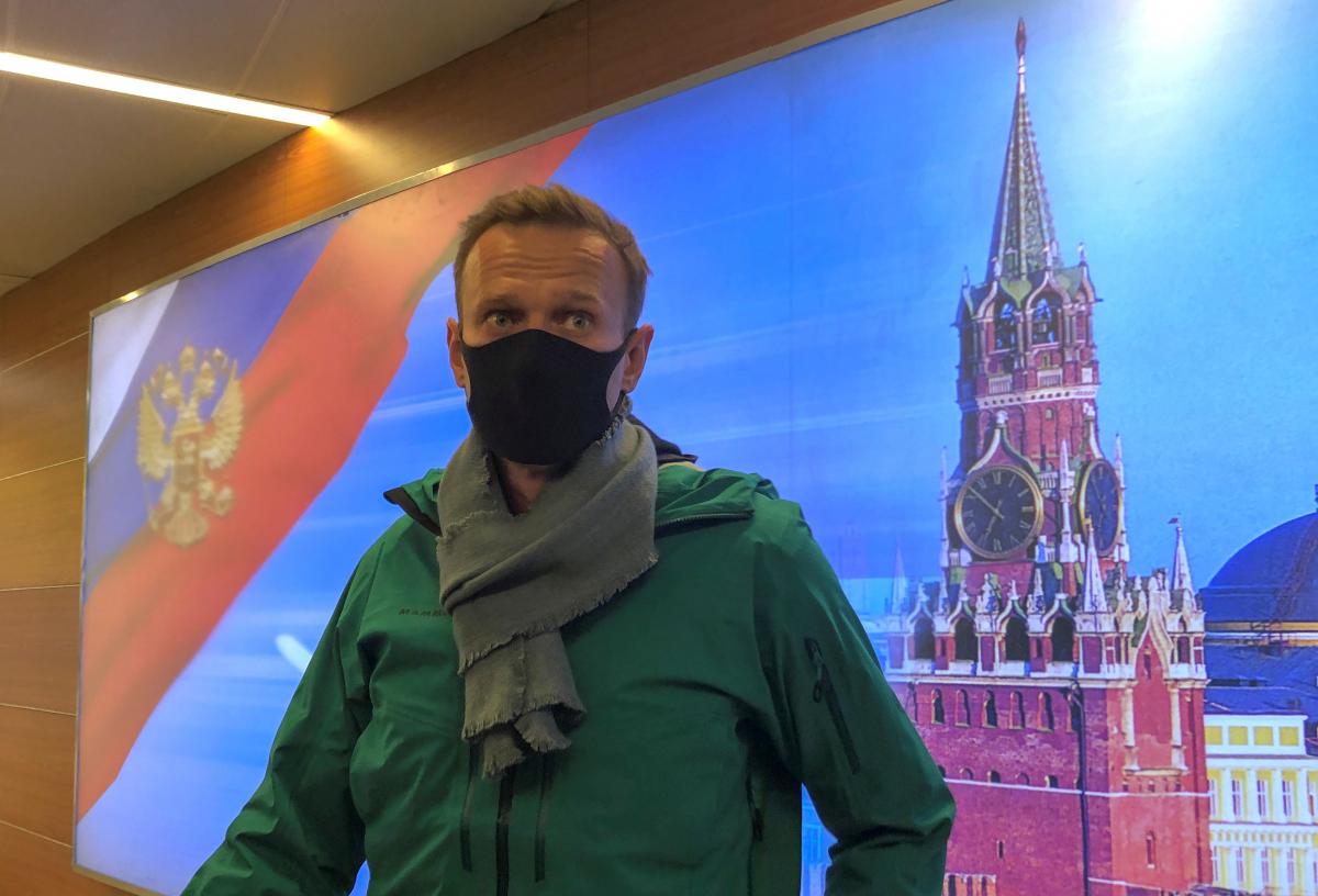 США в координации с Евросоюзом вводят санкции против России из-за дела Навального – Reuters    