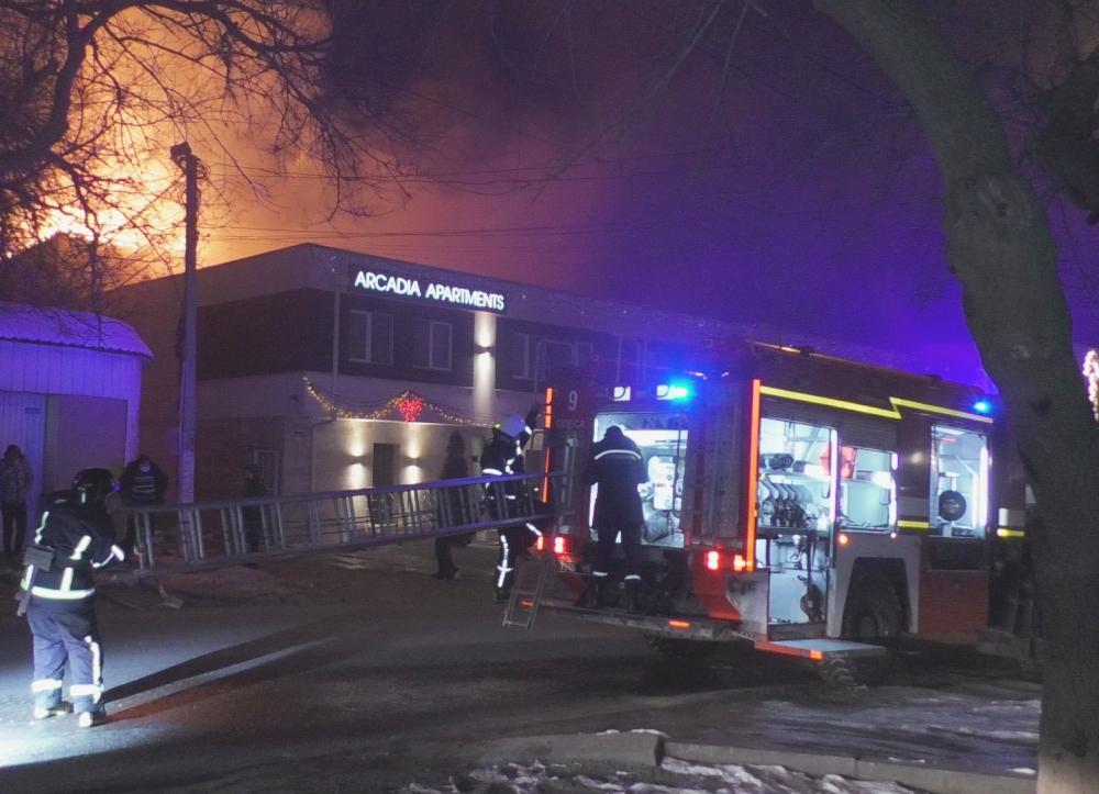Пожежа в приватному готелі Одеси: кількість жертв зросла. ФОТО