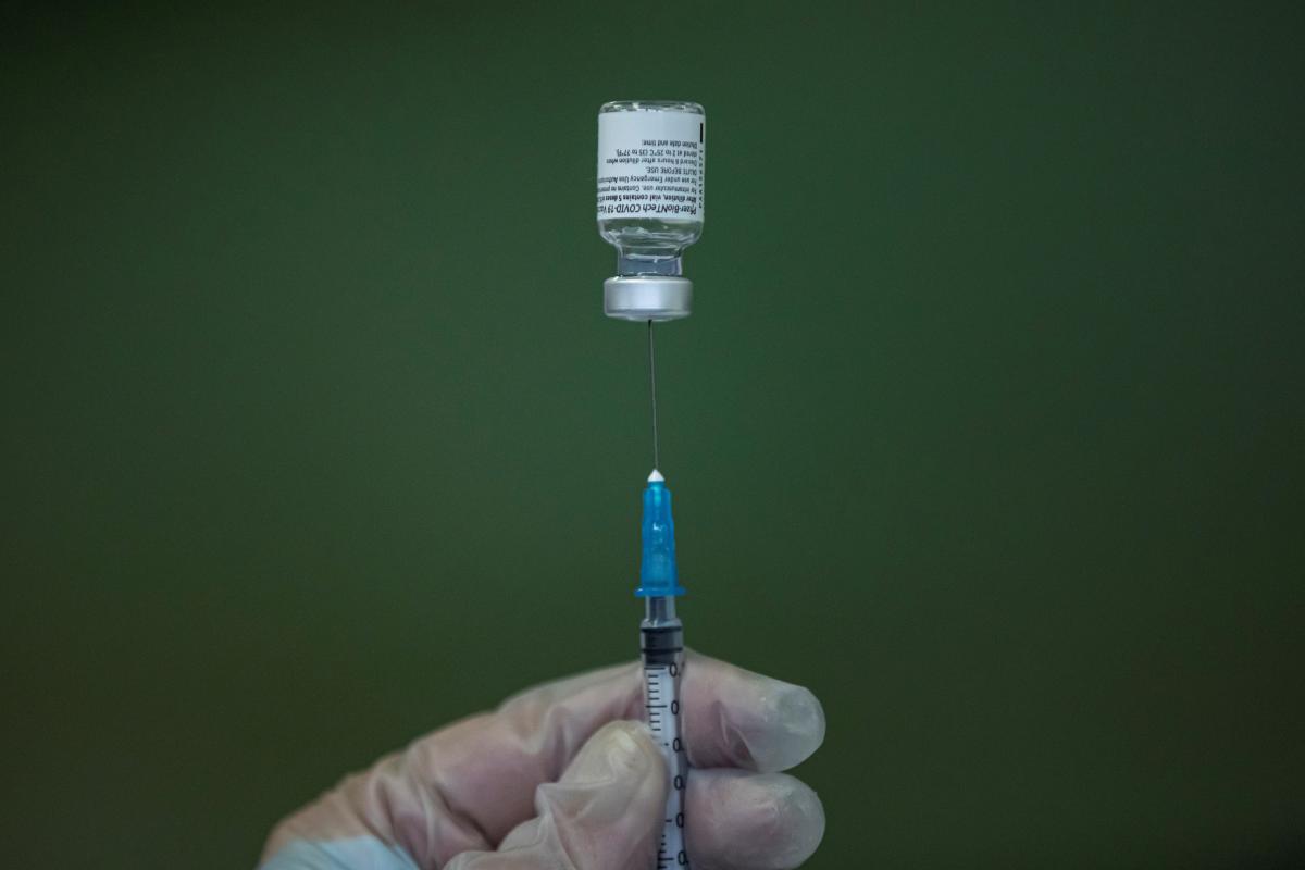 У МОЗ повідомили, коли Україна отримає першу партію вакцини Pfizer