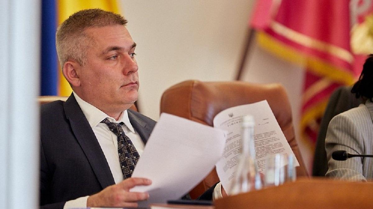 Впійманий на мільйонному хабарі заступник голови Харківської облради пішов у декрет