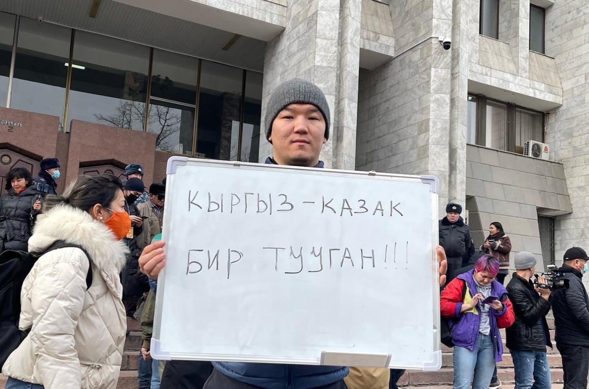 Киргизстан відмовився використовувати війська проти протестувальників у Казахстані
