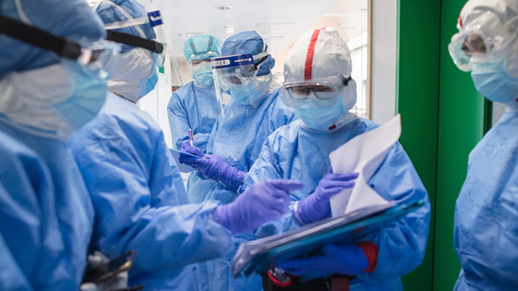 Помилка медичного сортуваня: про шкоду волонтерства під час пандемії