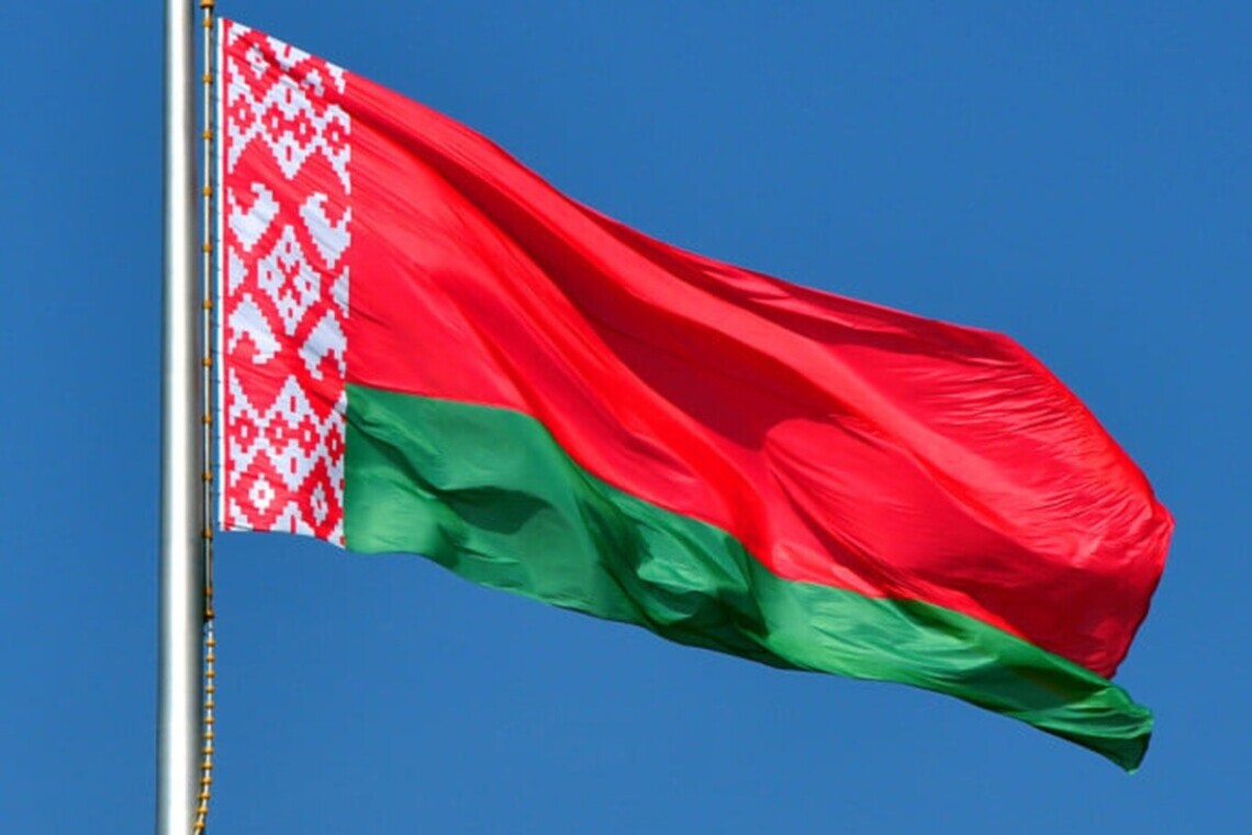 У Білорусі заговорили про перехід на "воєнний час" в регіоні, який межує з Київською областю