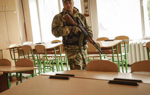 Російські окупанти завезли у Мелітополь вчителів з Дагестану, – ЦНС