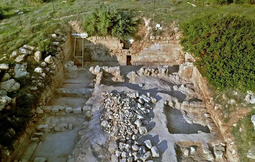 В Ізраїлі розкопали гробницю "акушерки Христа"