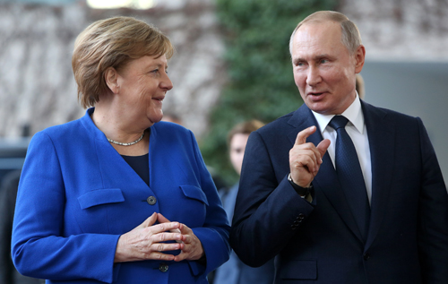 Міністр юстиції Німеччини заявив, що Меркель "допомогла" розв'язати війну в Україні