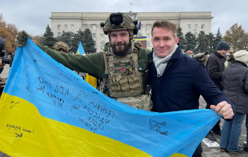Україна перемагає: британський журналіст Дуглас Мюррей у звільненому Херсоні на власні очі побачив програш РФ