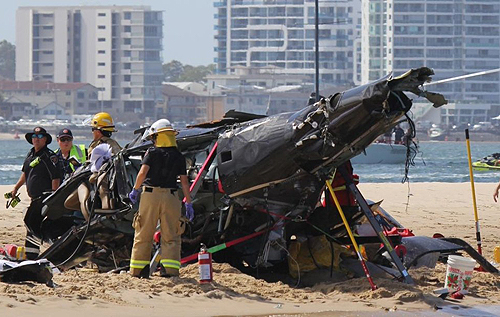 В Австралії над пляжем зіткнулося два гелікоптери, загинуло четверо людей. ВІДЕО